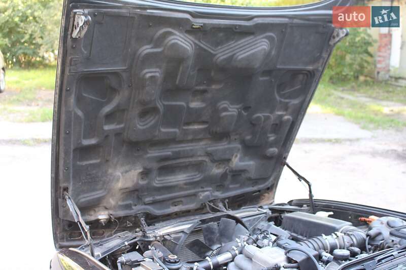 Седан BMW 7 Series 1991 в Киеве