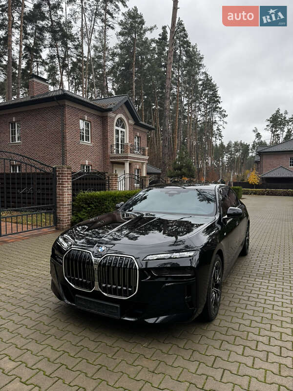 Седан BMW 7 Series 2023 в Киеве фото 2 Седан BMW 7 Series 2023 в Киеве
