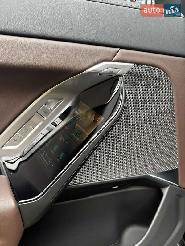 Седан BMW 7 Series 2023 в Киеве фото 29 Седан BMW 7 Series 2023 в Киеве