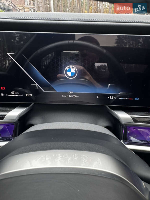 Седан BMW 7 Series 2023 в Киеве фото 54 Седан BMW 7 Series 2023 в Киеве