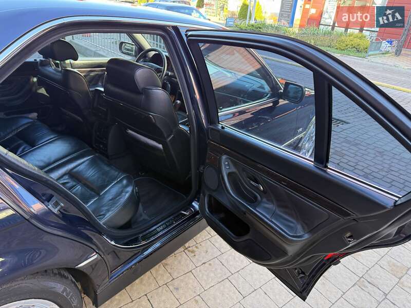 Седан BMW 7 Series 1997 в Львове