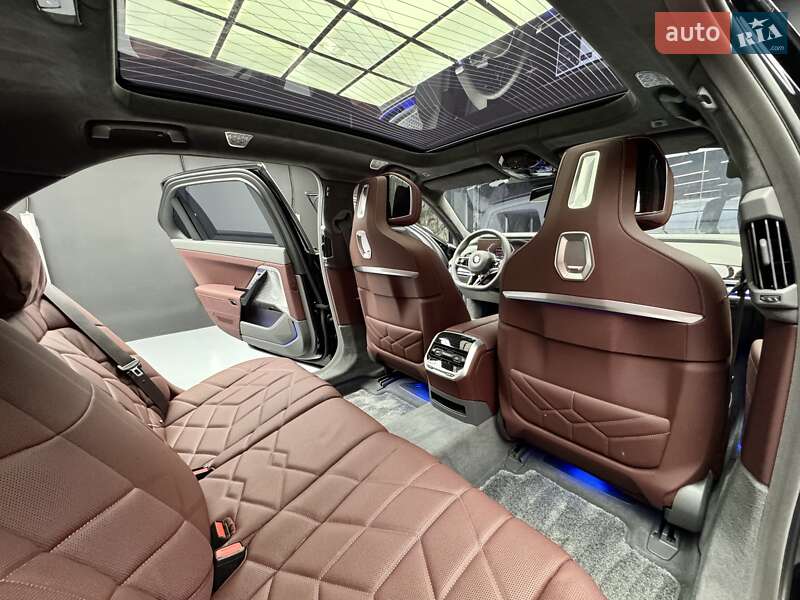 Седан BMW 7 Series 2024 в Киеве фото 60 Седан BMW 7 Series 2024 в Киеве