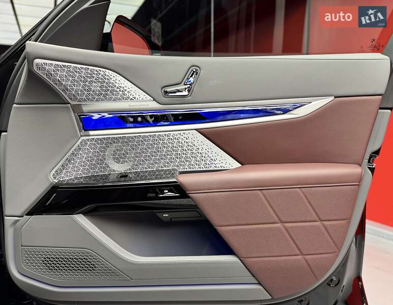Седан BMW 7 Series 2024 в Киеве фото 62 Седан BMW 7 Series 2024 в Киеве
