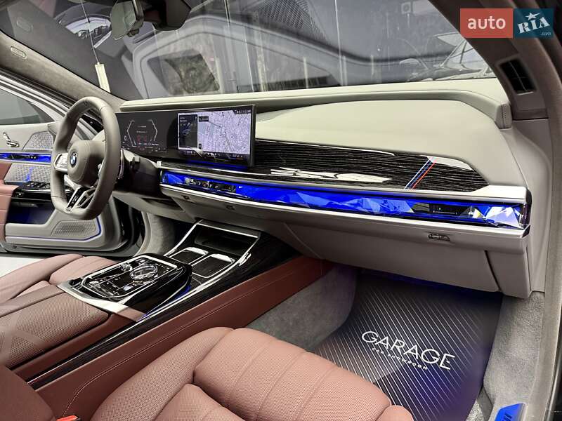 Седан BMW 7 Series 2024 в Киеве фото 67 Седан BMW 7 Series 2024 в Киеве