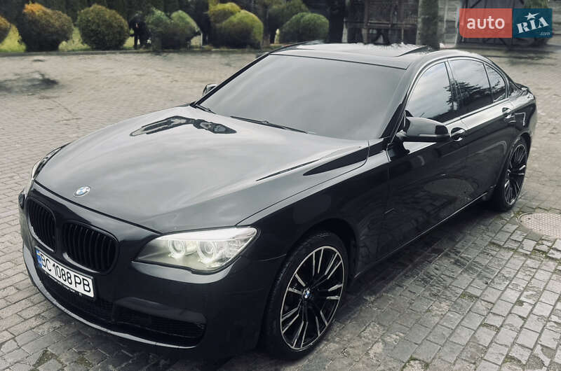 Седан BMW 7 Series 2012 в Львове