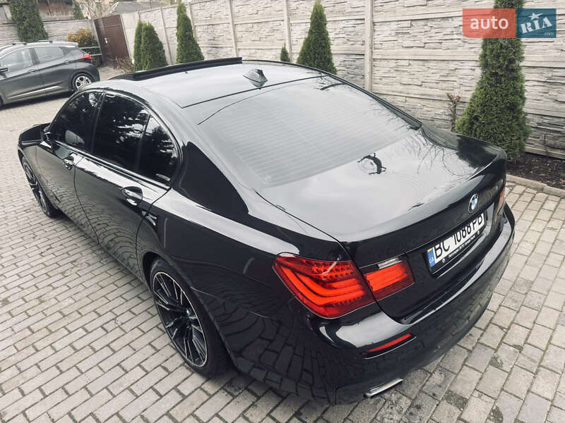 Седан BMW 7 Series 2012 в Львове