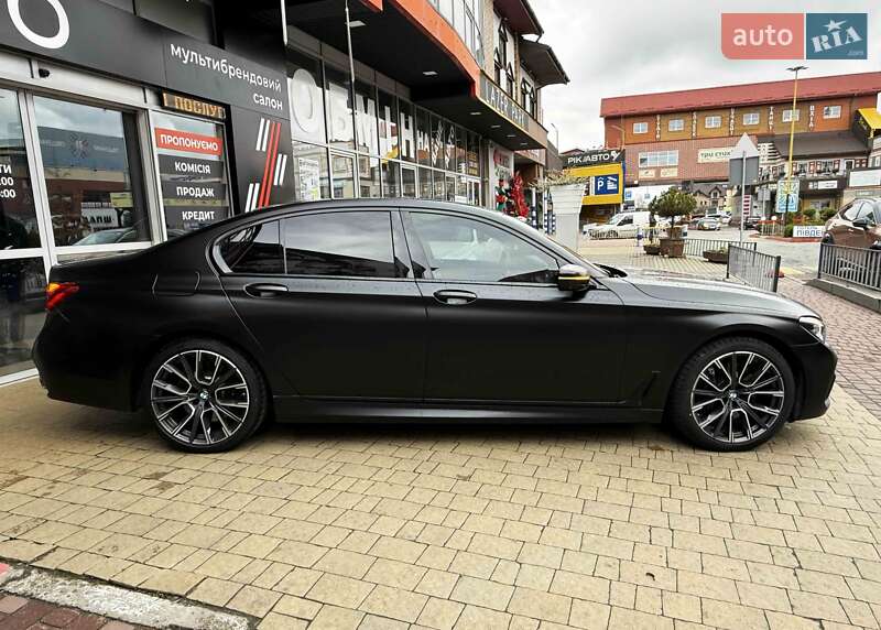 Седан BMW 7 Series 2016 в Львове