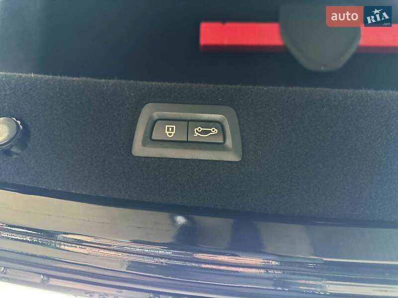 Седан BMW 7 Series 2016 в Львове