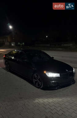 Седан BMW 7 Series 2019 в Чернівцях