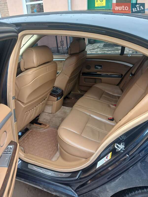 Седан BMW 7 Series 2006 в Кропивницькому