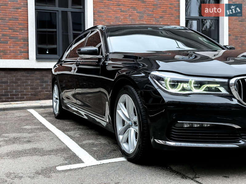 Седан BMW 7 Series 2015 в Киеве фото 16 Седан BMW 7 Series 2015 в Киеве