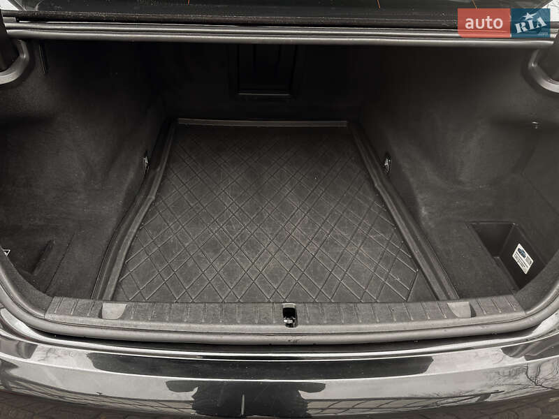 Седан BMW 7 Series 2015 в Киеве фото 60 Седан BMW 7 Series 2015 в Киеве