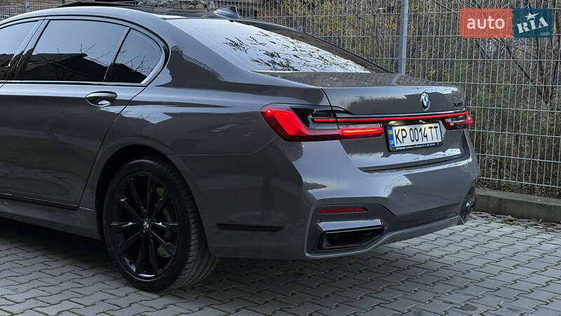 Седан BMW 7 Series 2021 в Ивано-Франковске