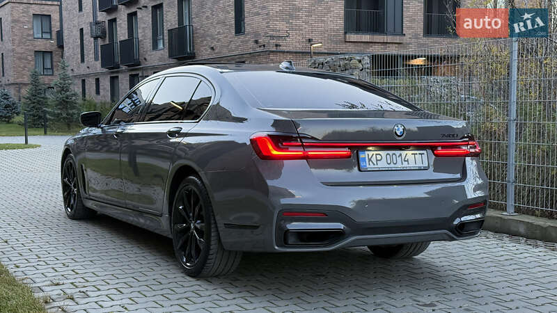 Седан BMW 7 Series 2021 в Ивано-Франковске