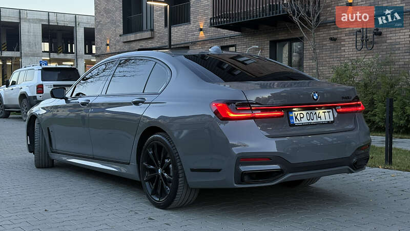 Седан BMW 7 Series 2021 в Ивано-Франковске