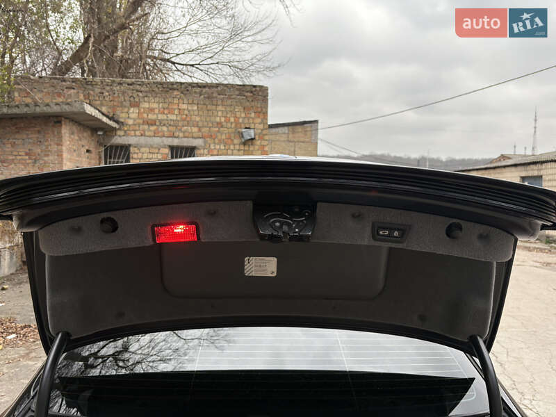 Седан BMW 7 Series 2014 в Києві