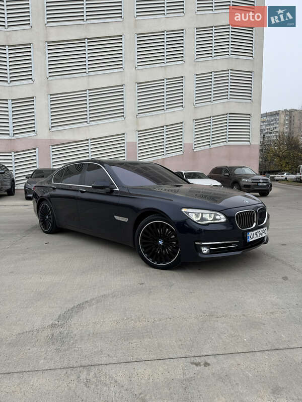 Седан BMW 7 Series 2013 в Одессе