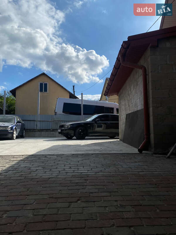 Седан BMW 7 Series 2003 в Львове