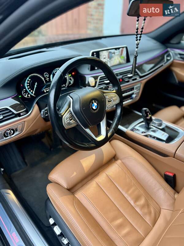 Седан BMW 7 Series 2017 в Житомирі