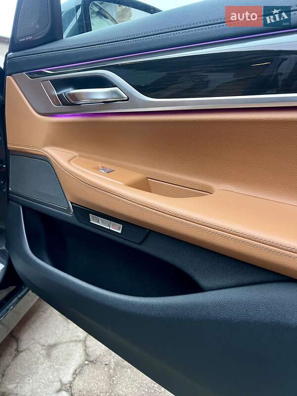 Седан BMW 7 Series 2017 в Житомирі