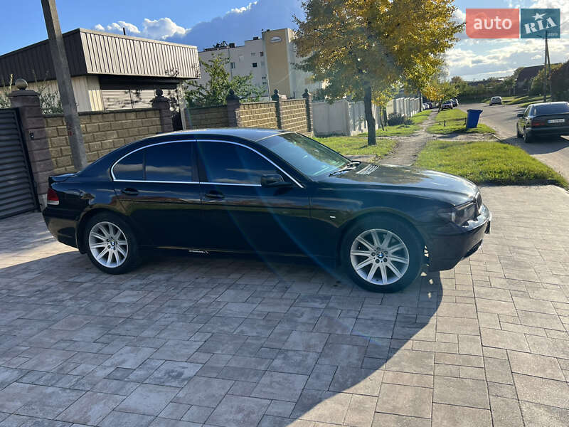 Седан BMW 7 Series 2002 в Костополе