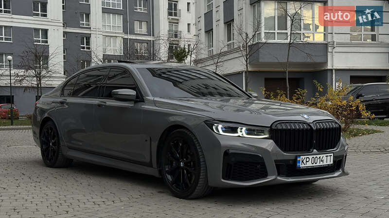 Седан BMW 7 Series 2021 в Ивано-Франковске