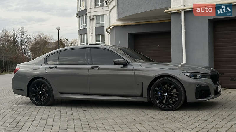 Седан BMW 7 Series 2021 в Ивано-Франковске