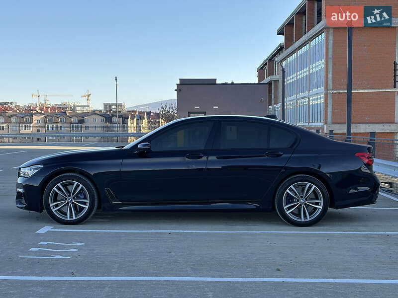 Седан BMW 7 Series 2017 в Ужгороде