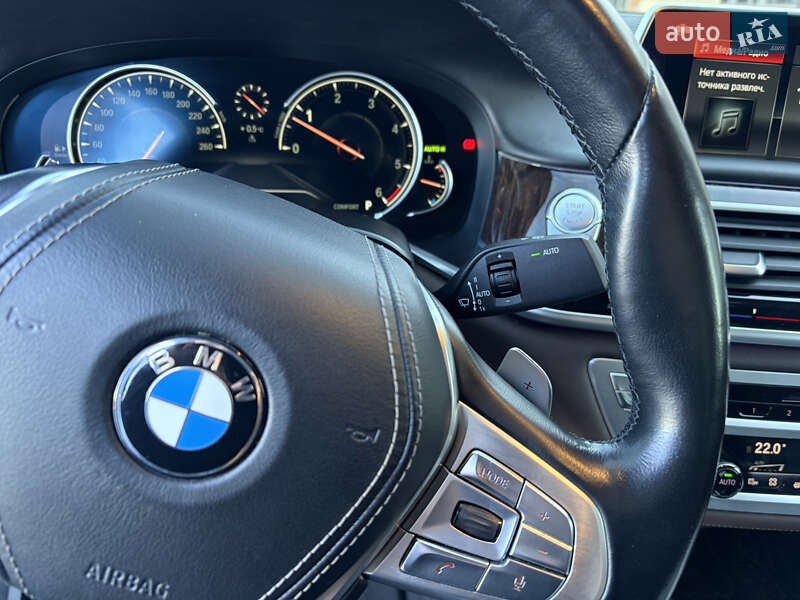 Седан BMW 7 Series 2017 в Ужгороде