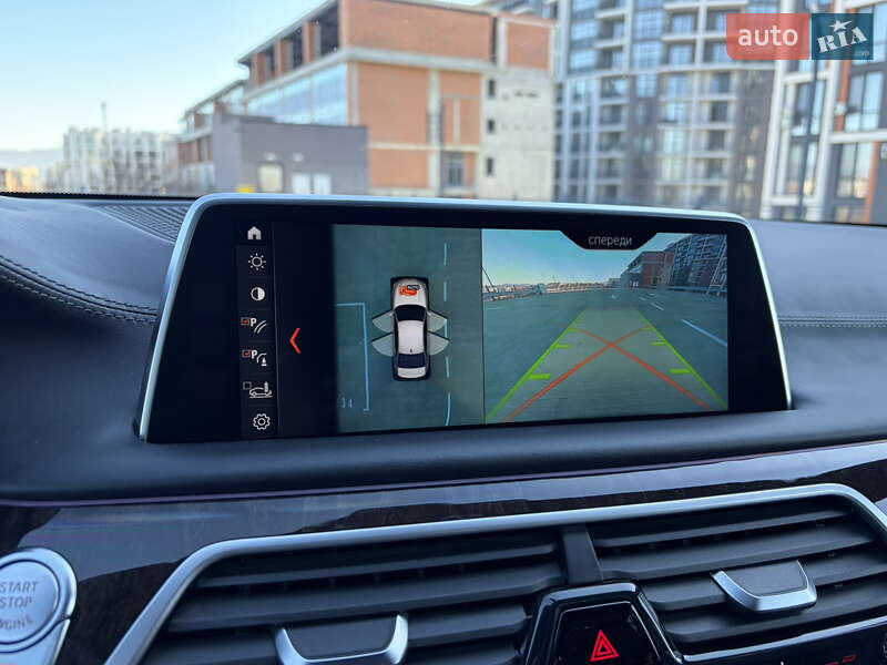 Седан BMW 7 Series 2017 в Ужгороде