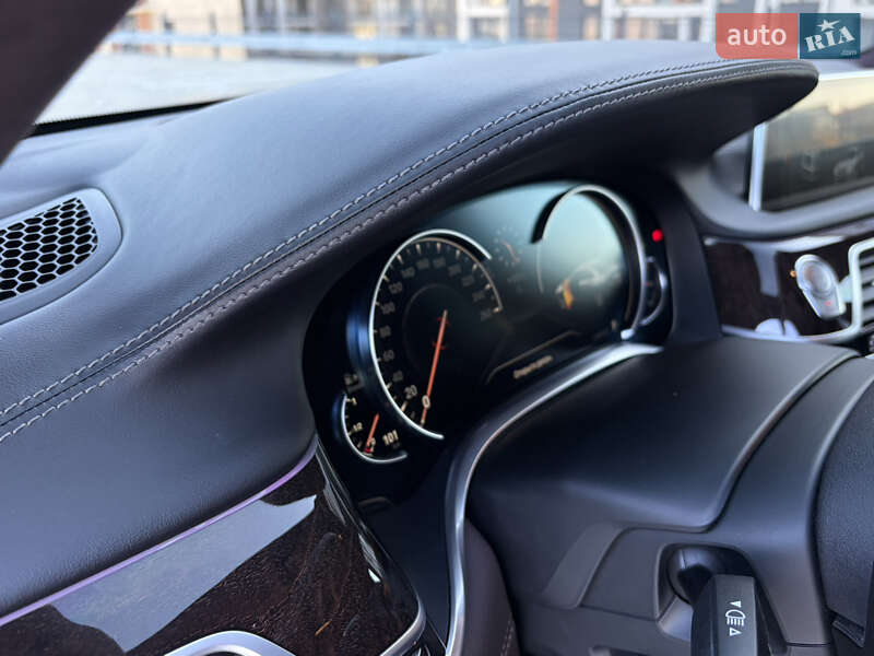 Седан BMW 7 Series 2017 в Ужгороде