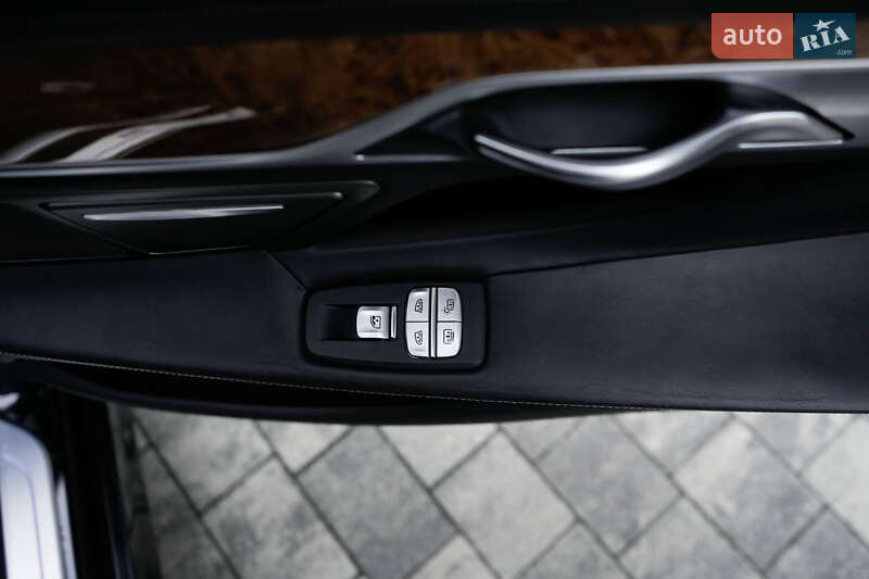 Седан BMW 7 Series 2016 в Львові фото 28 Седан BMW 7 Series 2016 в Львові