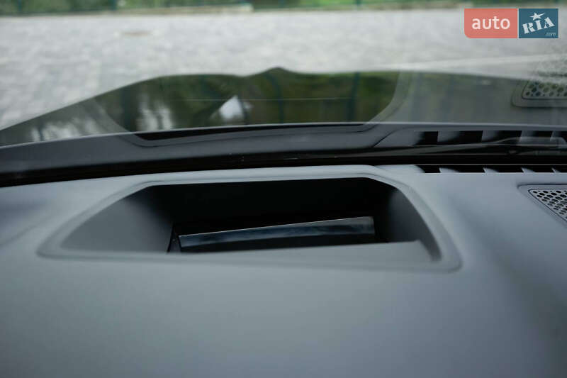 Седан BMW 7 Series 2016 в Львові фото 31 Седан BMW 7 Series 2016 в Львові