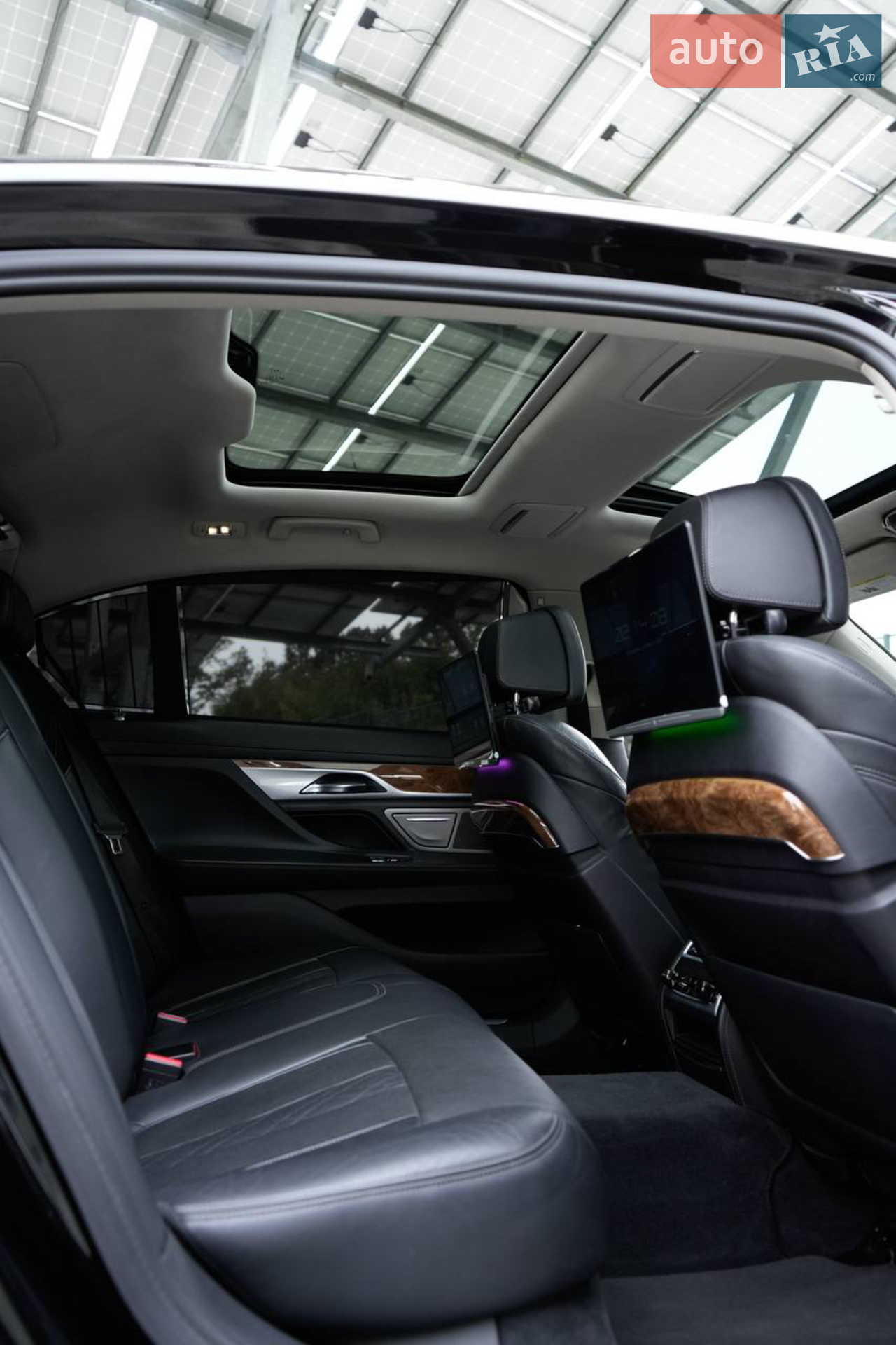 2016 BMW 7er - мініатюра 36