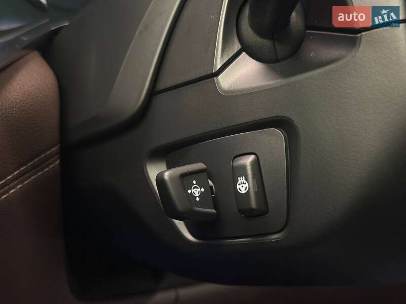 Седан BMW 7 Series 2016 в Львове