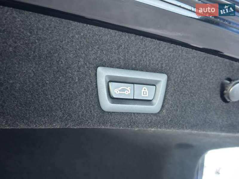 Седан BMW 7 Series 2016 в Львове