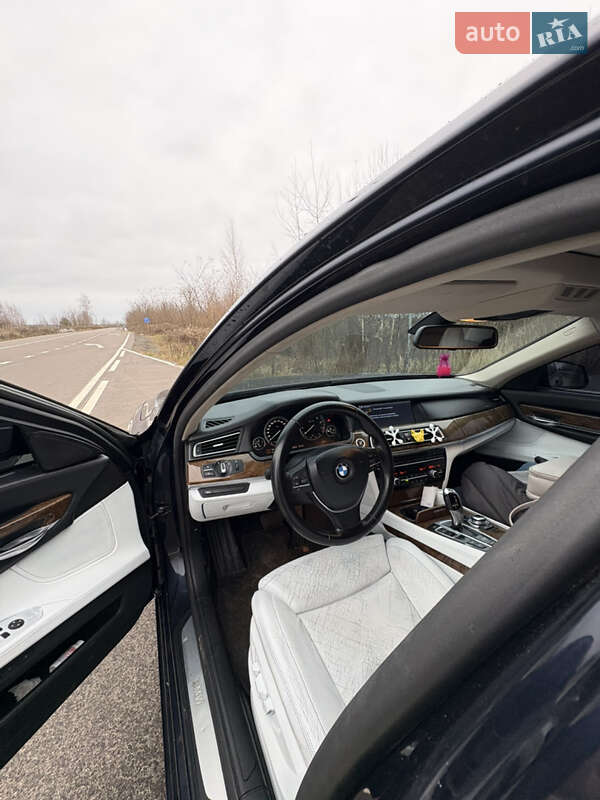 Седан BMW 7 Series 2008 в Дубровице фото 27 Седан BMW 7 Series 2008 в Дубровице