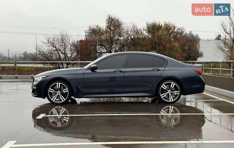 Седан BMW 7 Series 2016 в Киеве