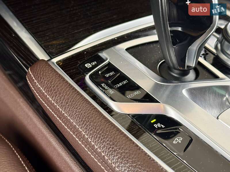 Седан BMW 7 Series 2016 в Киеве