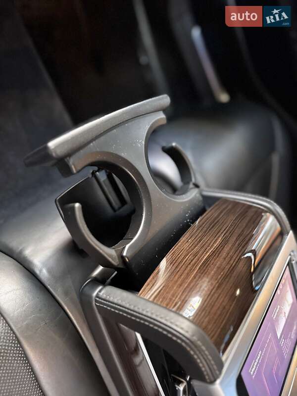 Седан BMW 7 Series 2019 в Ивано-Франковске