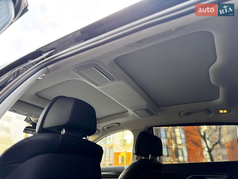 Седан BMW 7 Series 2019 в Ивано-Франковске