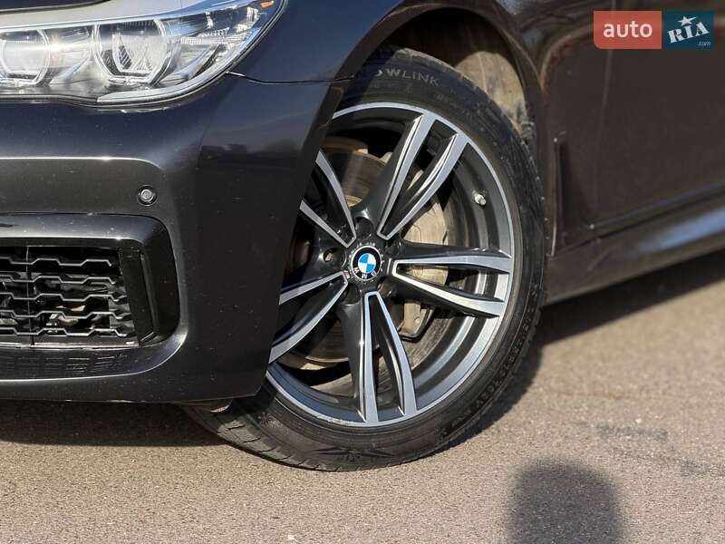 Седан BMW 7 Series 2017 в Кривом Роге