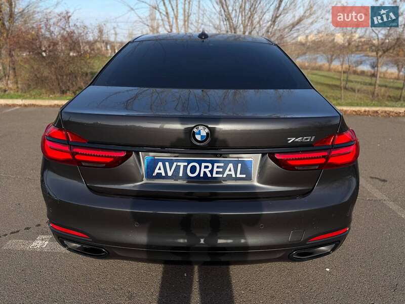 Седан BMW 7 Series 2017 в Кривом Роге