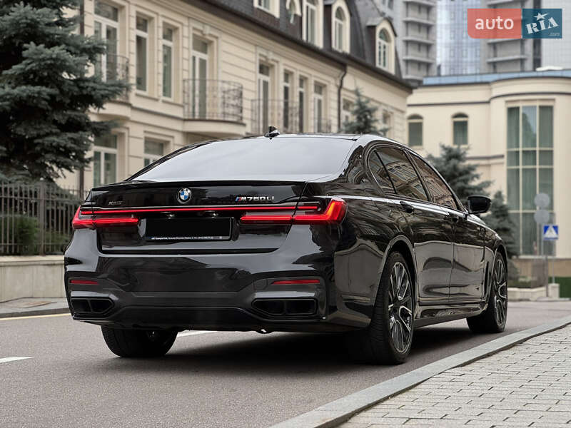 Седан BMW 7 Series 2022 в Киеве