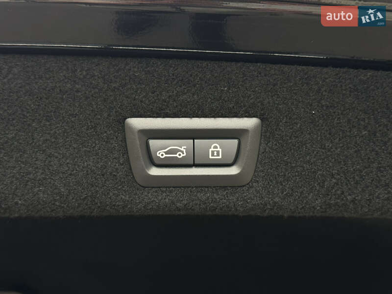 Седан BMW 7 Series 2022 в Киеве