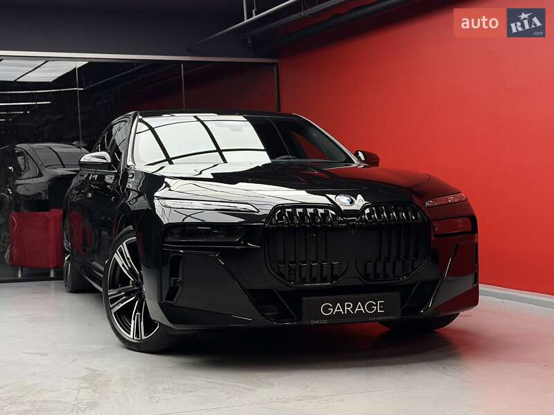 Седан BMW 7 Series 2023 в Киеве