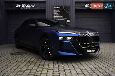 Седан BMW 7 Series 2024 в Львове