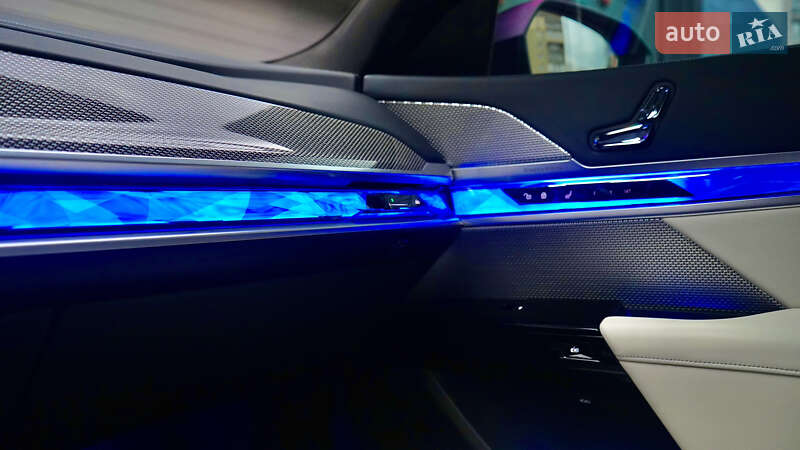 Седан BMW 7 Series 2024 в Львове фото 52 Седан BMW 7 Series 2024 в Львове