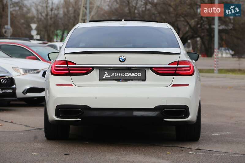 Седан BMW 7 Series 2016 в Киеве