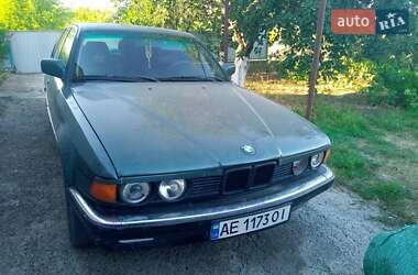 Седан BMW 7 Series 1988 в Днепре
